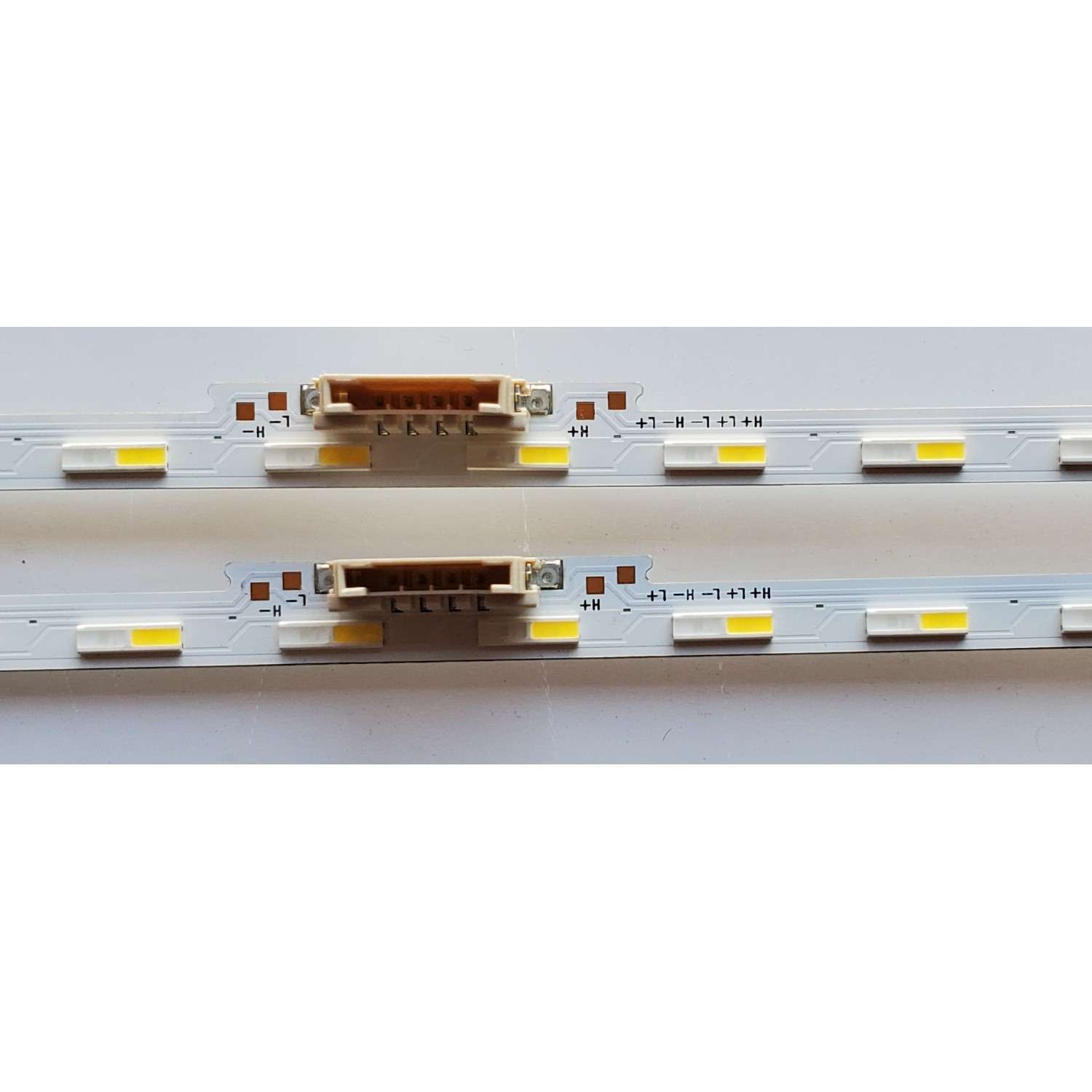 KIT DE LED'S PARA TV SAMSUNG ((2 PIEZAS)) NUMERO DE PARTE LM41-01098A / L1_Q60B_E0 WBM_S40(1)_R1.0 V9F_100 LM41-01098A / WBM_S40(1)_R1.0 / V9F_100 / MODELOS QN50Q60BA / QN50LS03B / QN50Q60C / HG50Q60B / QN50LS03BD / QN50Q60BD  - Imagen 3